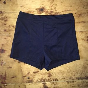 Hi-rise shorts